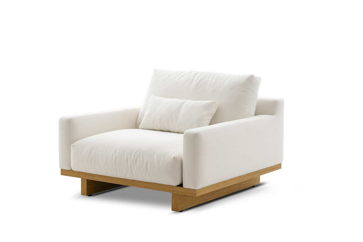 Japandi Low Armchair with Oak Base - Mori – view 2