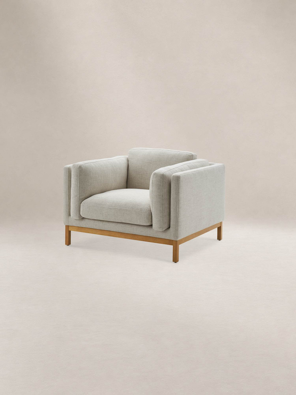 Owen armchair photo 7