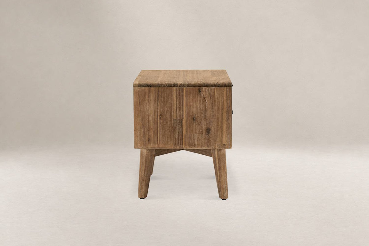 Seb nightstand photo 11