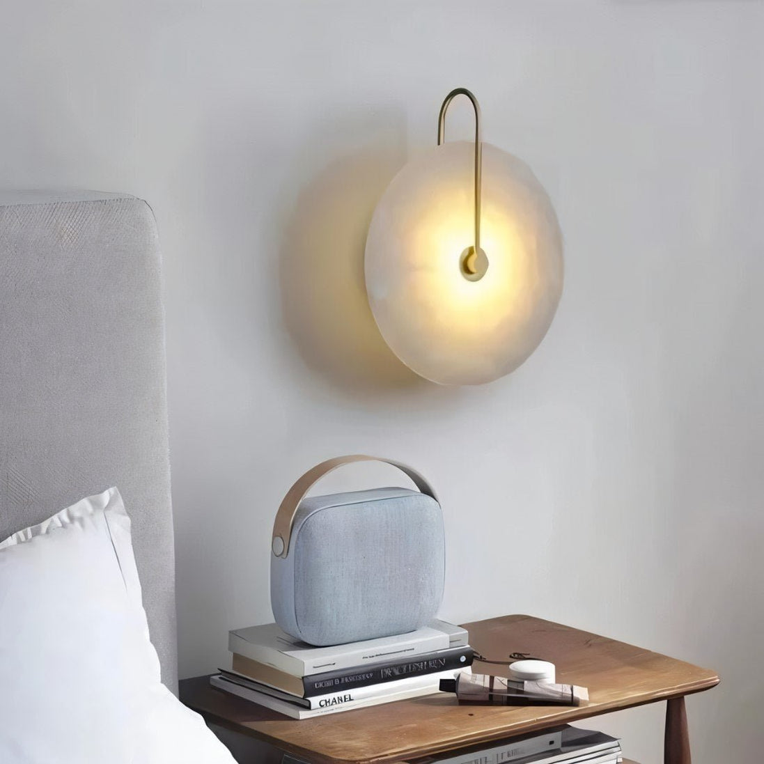 Japandi Sculpted Alabaster Wall Lamp – Sivac