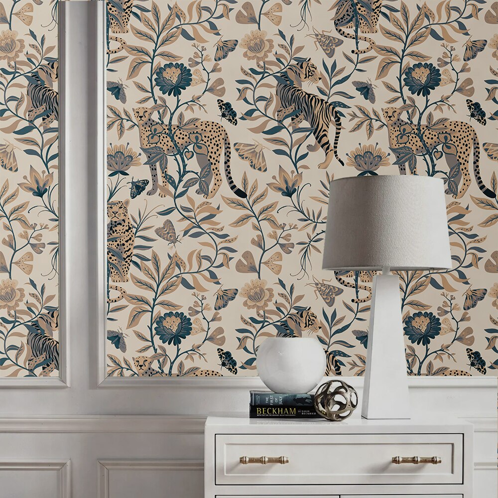 Japandi Jungle Animals Wallpaper | Japandistore®