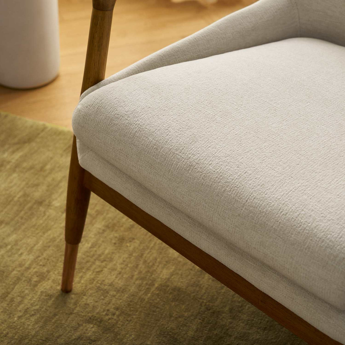 Desmond armchair photo 5