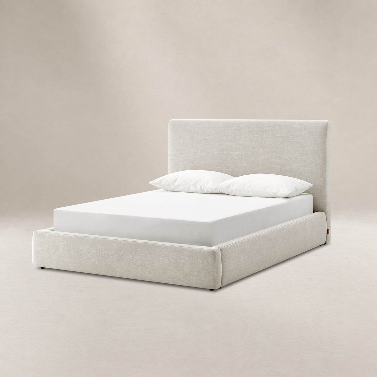 Miyo bed angle view