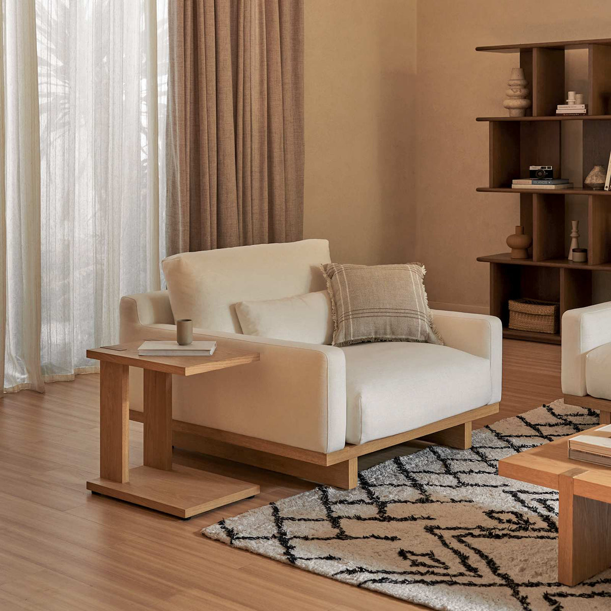 Japandi Low Armchair with Oak Base - Mori – view 4