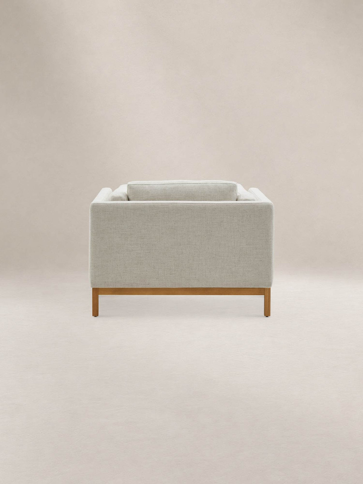 Owen armchair photo 9