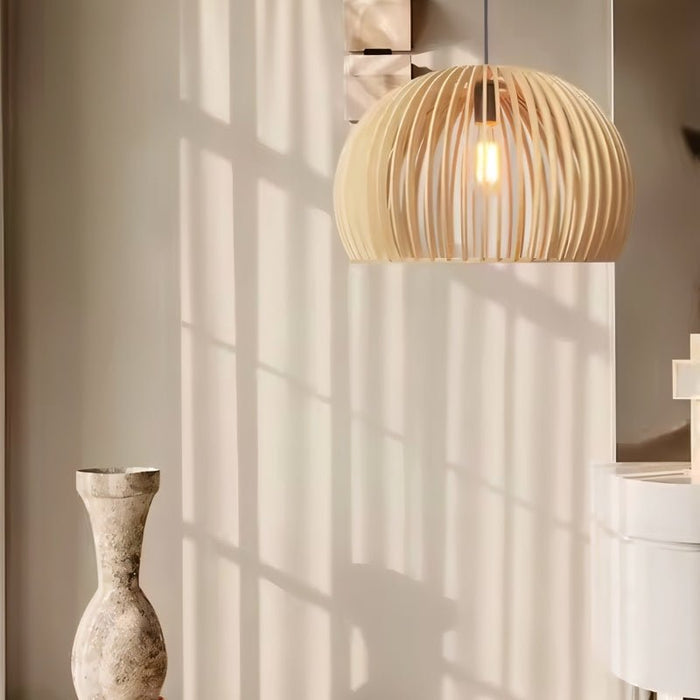 Japandi Compact Brass Pendant Light – Fulvo