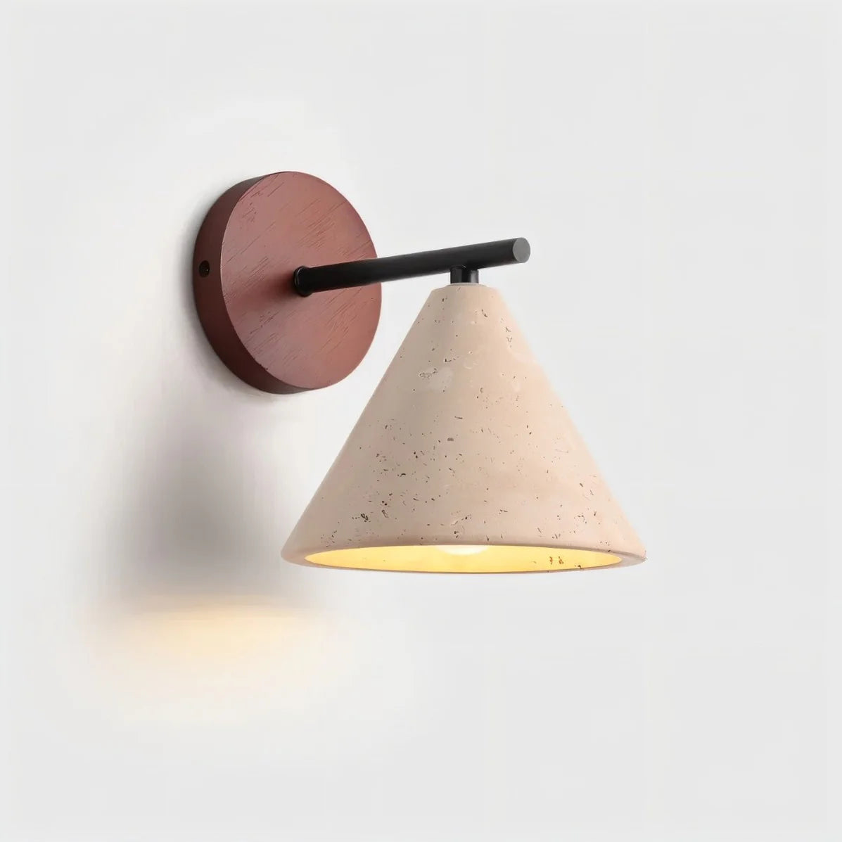 Japandi Carved Travertine Wall Lamp With Brass Detail – Omicil